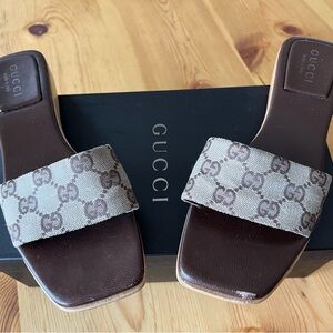 Women’s Vintage Gucci “GG” Slides size 8.5
